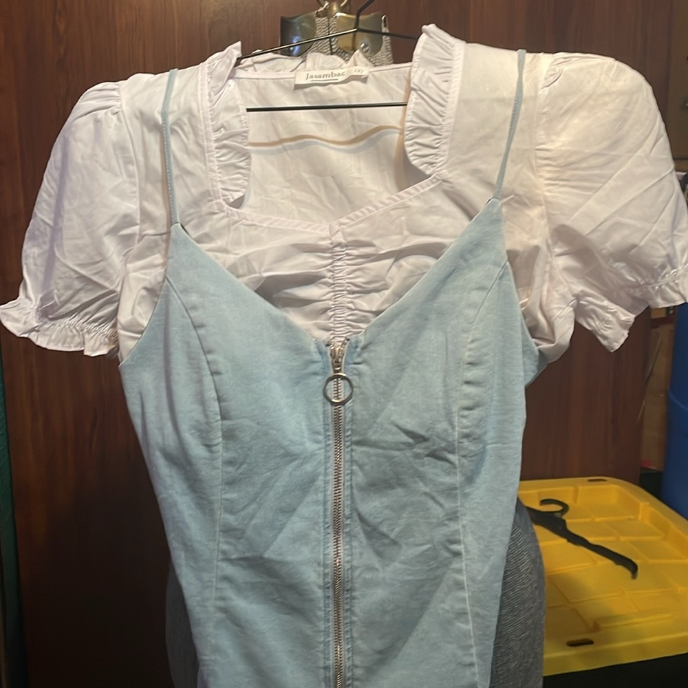 Jasambac white cropped top size small. New, never worn. Elastic front and waist - Picture 9 of 9